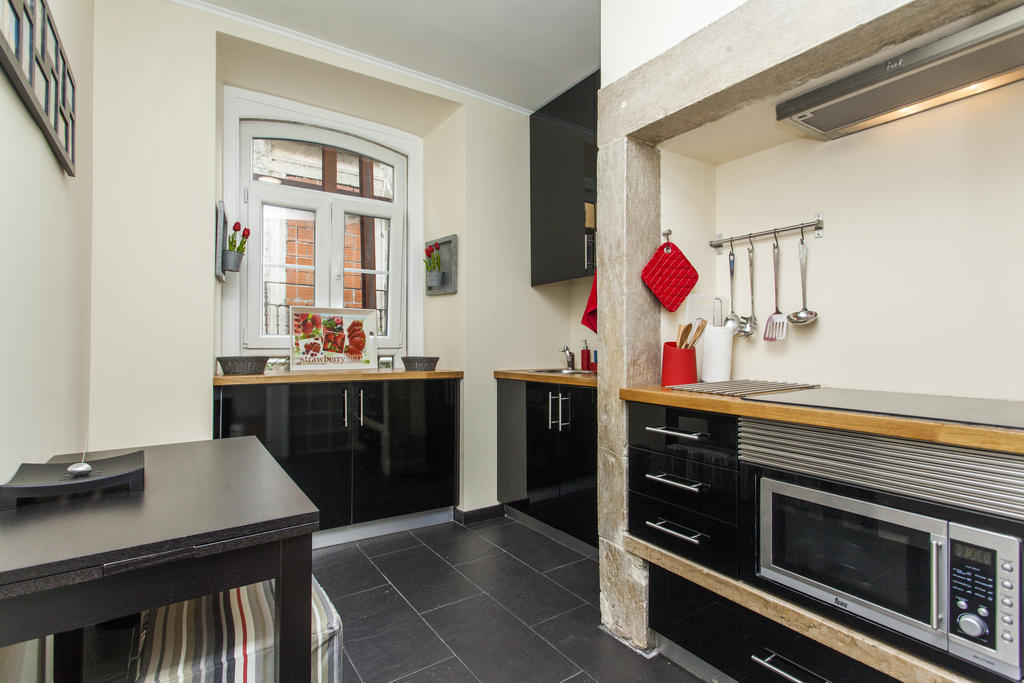 Remodeled Historic Apartment In Bairro Alto Lisbon Room photo